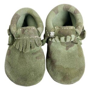 Freshly Picked Premium Suede Leather Camoflage Moccasin Baby Crib Shoe - Size 3